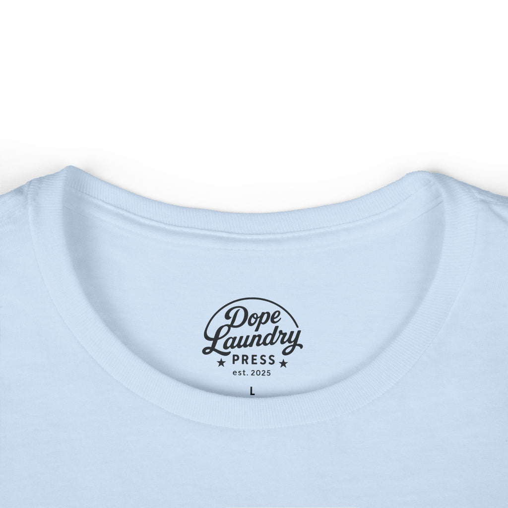 Don't Tread on Bea - Women's Grahic Tee