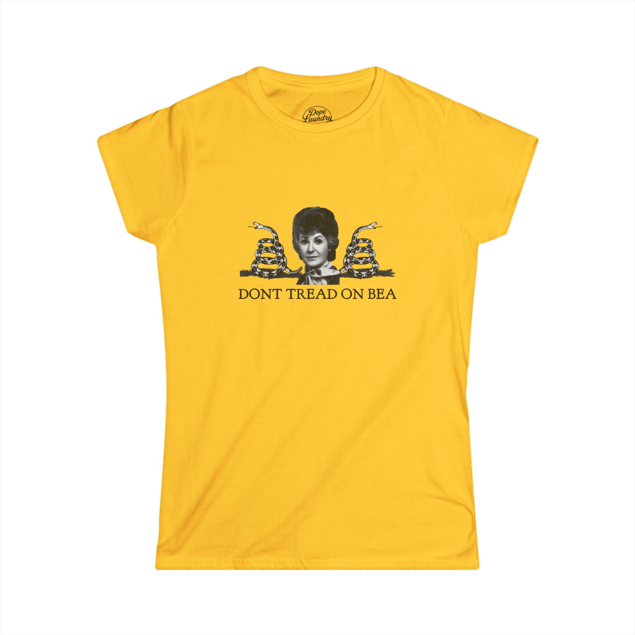 Don't Tread on Bea - Women's Grahic Tee