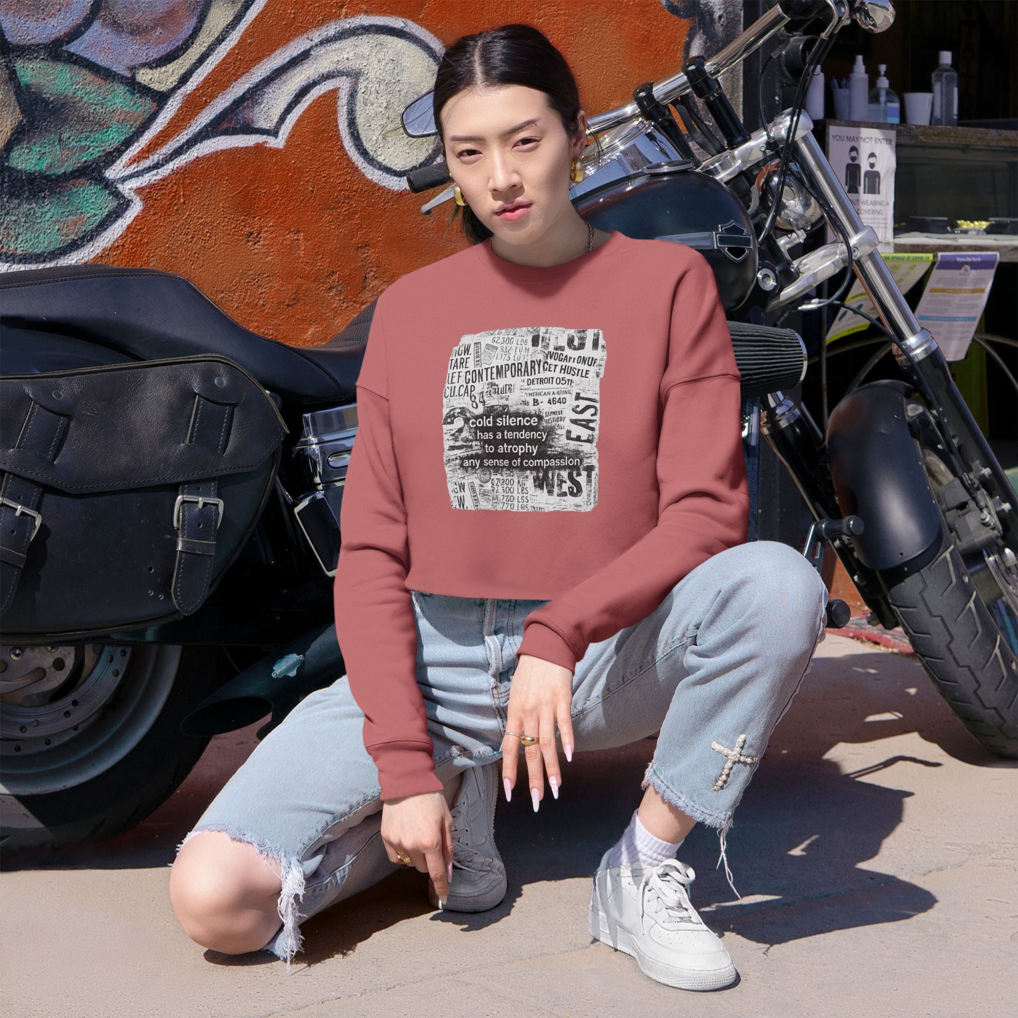 cold silence - cropped sweatshirt
