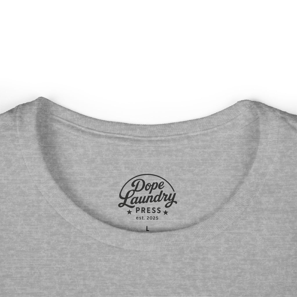 Don't Tread on Bea - Women's Grahic Tee